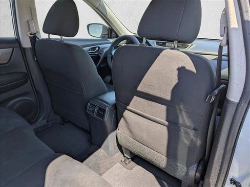 Used 2015 Nissan Rogue SV w/ SV Premium Package FWD image 29