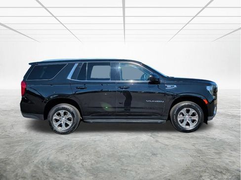 Used 2022 GMC Yukon SLE AWD/4WD image 5