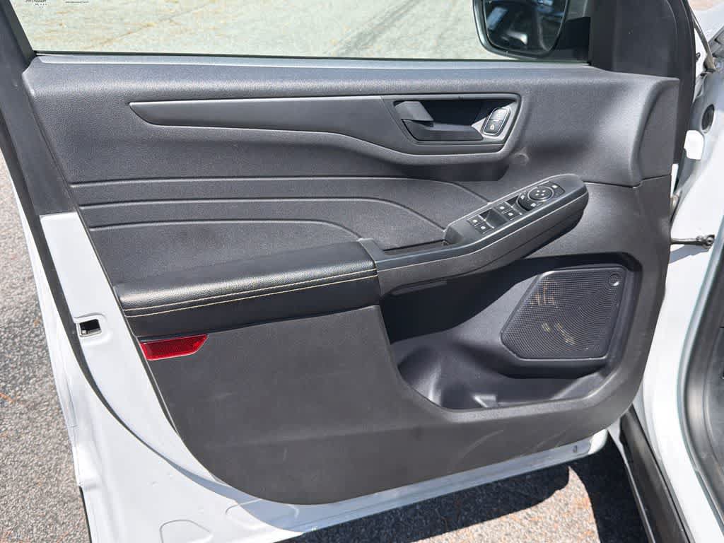 Used 2024 Ford Escape Active FWD image 11