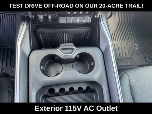 New 2026 RAM 2500 Big Horn AWD/4WD image 19