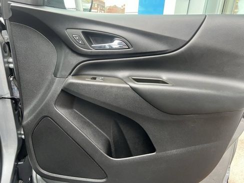 Used 2023 Chevrolet Equinox LT image 14