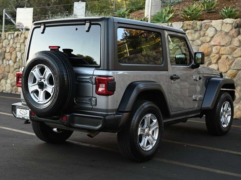 Used 2021 Jeep Wrangler Sport image 6