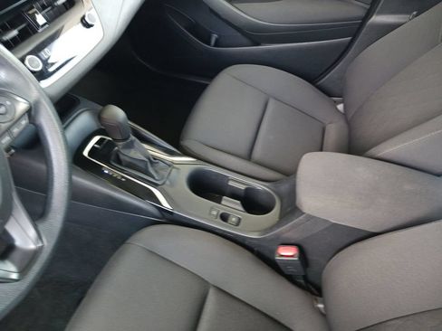 Used 2024 Toyota Corolla LE FWD image 11