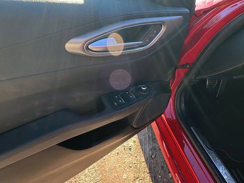 Used 2025 Alfa Romeo Giulia AWD w/ Veloce Package AWD image 15