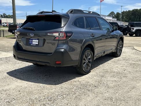 Used 2024 Subaru Outback Onyx Edition XT AWD/4WD image 4