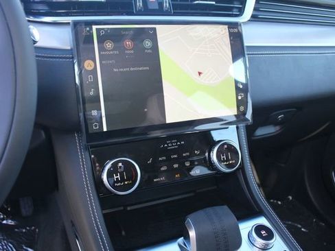 New 2026 Jaguar F-PACE R-Dynamic S image 16