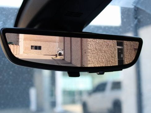 Used 2021 GMC Sierra 1500 AT4 w/ Technology Package image 29