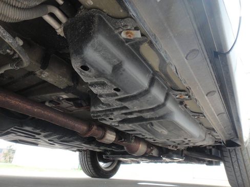 Used 2016 Toyota Highlander Limited FWD image 31
