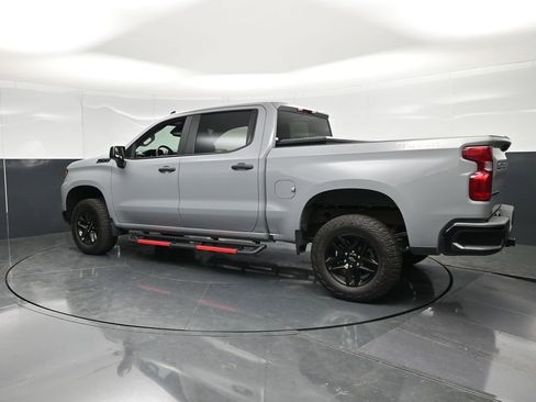 Used 2024 Chevrolet Silverado 1500 Custom Trail Boss w/ LPO, Dark Essentials Package AWD/4WD image 10