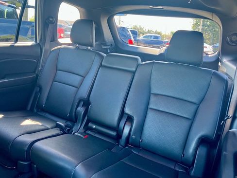 Used 2019 Honda Passport Touring image 11