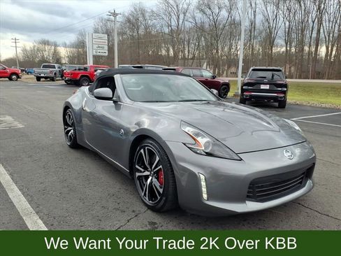 Used 2019 Nissan 370Z Touring Sport image 35