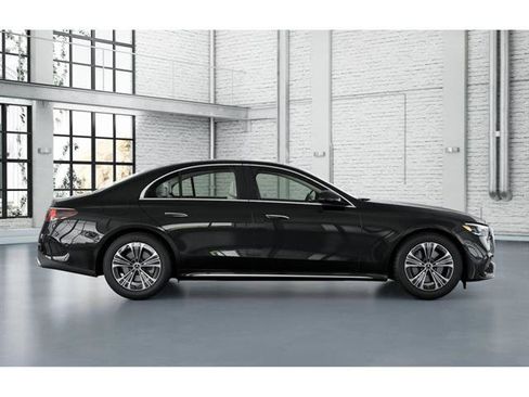 New 2026 Mercedes-Benz E 350 4MATIC Sedan image 2