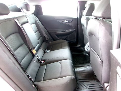 Used 2024 Chevrolet Malibu LT FWD image 19