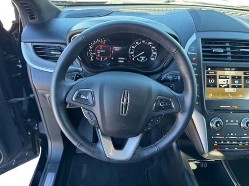 Used 2018 Lincoln MKC Premiere image 11