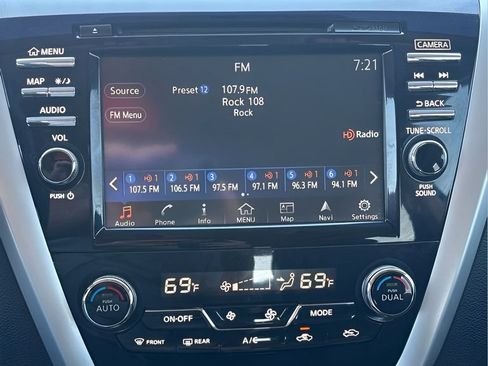 Used 2017 Nissan Murano Platinum w/ Platinum Technology Package FWD image 26