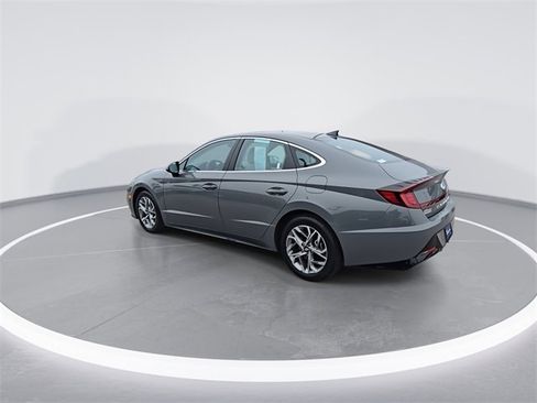 Certified 2023 Hyundai Sonata SEL w/ Cargo Package image 6