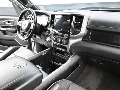 Used 2021 RAM 1500 Laramie AWD/4WD image 34