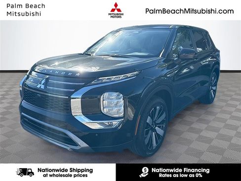 New 2026 Mitsubishi Outlander SE image 1