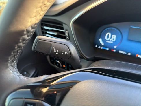 Used 2023 Ford Escape Platinum w/ Premium Technology Package image 44