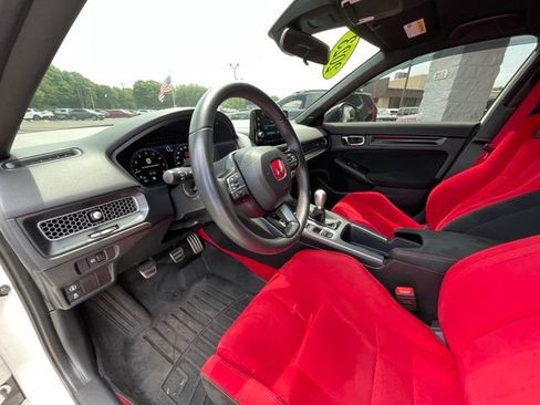 Used 2023 Honda Civic Type R image 10