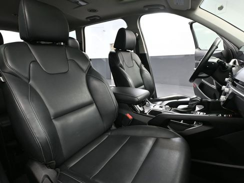 Used 2025 Kia Telluride S AWD/4WD image 50