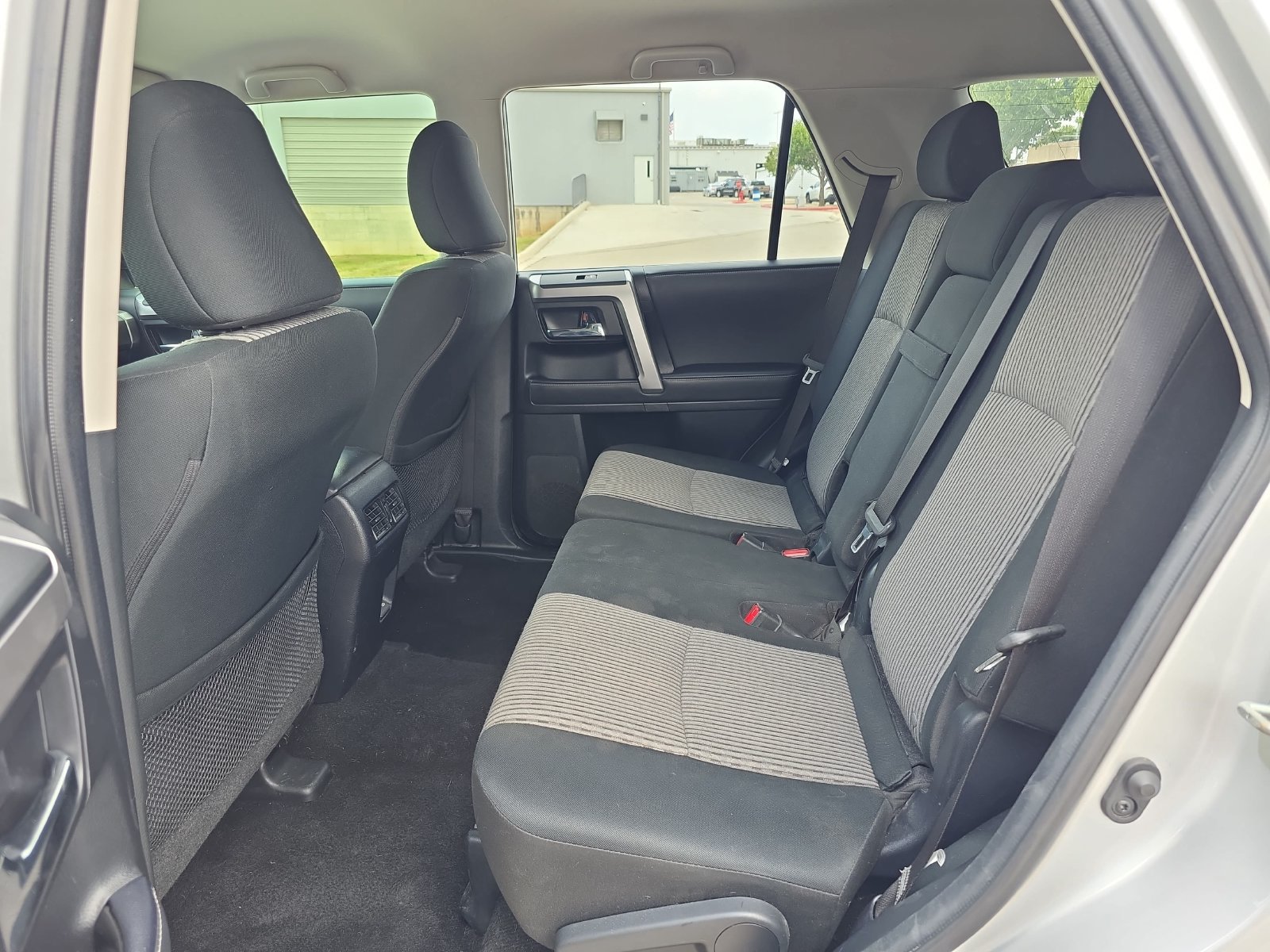 Used 2023 Toyota 4Runner SR5 AWD/4WD image 11