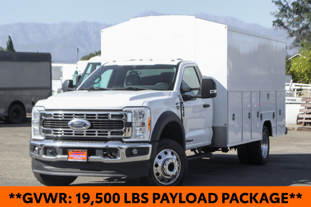 Used 2023 Ford F550 2WD Regular Cab Super Duty image 4
