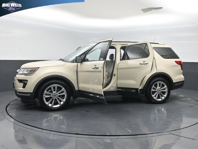Used 2018 Ford Explorer Limited w/ Equipment Group 301A FWD image 28