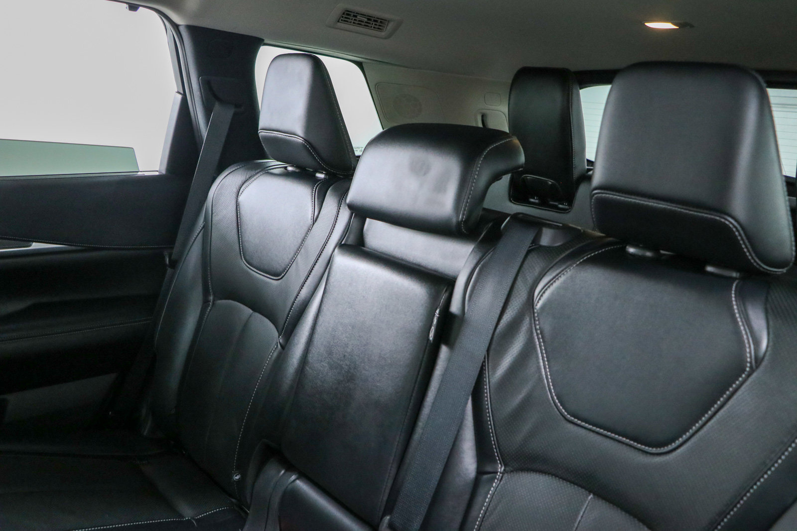 Used 2023 INFINITI QX60 Luxe w/ Cargo Package AWD/4WD image 25