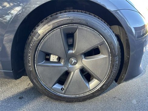 Used 2023 Tesla Model 3 Standard Range image 25