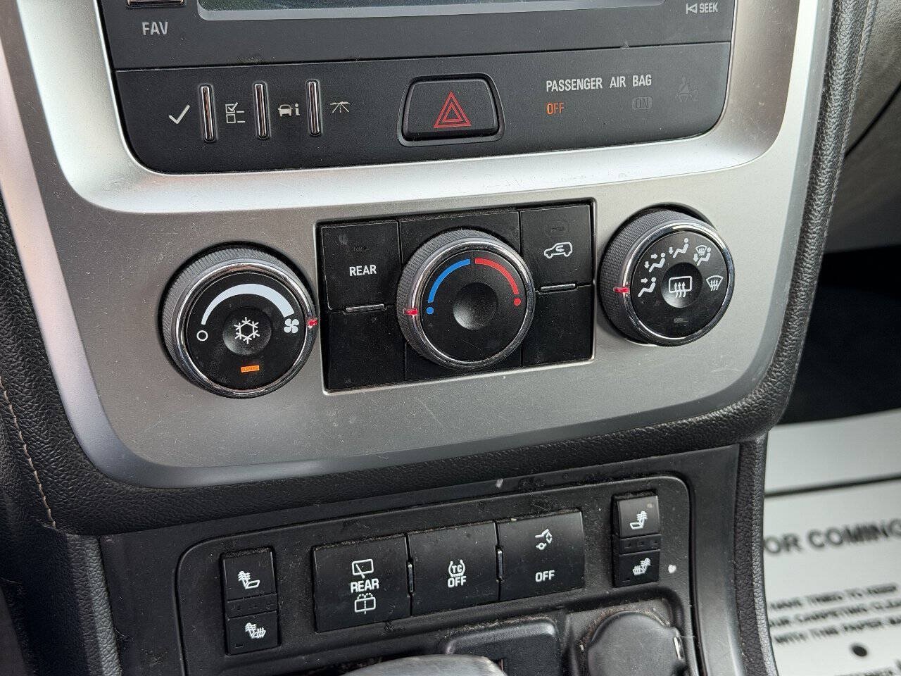Used 2016 GMC Acadia SLE FWD image 13