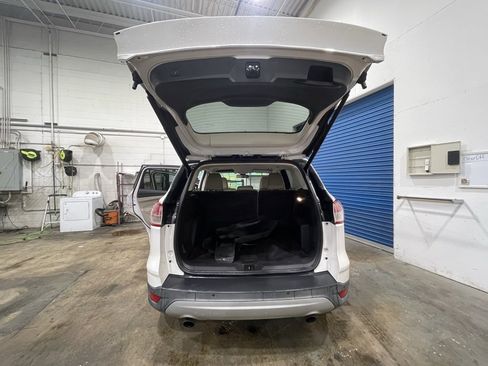 Used 2015 Ford Escape Titanium image 24