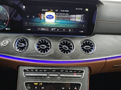 Used 2023 Mercedes-Benz E 450 4MATIC Cabriolet image 10