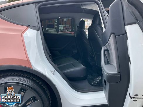 Used 2022 Tesla Model Y Performance AWD/4WD image 53
