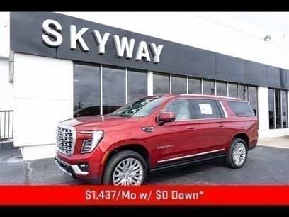 New 2026 GMC Yukon XL Denali w/ Sun & Power Step Package