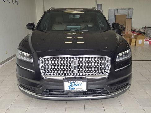 Used 2022 Lincoln Nautilus Reserve image 2