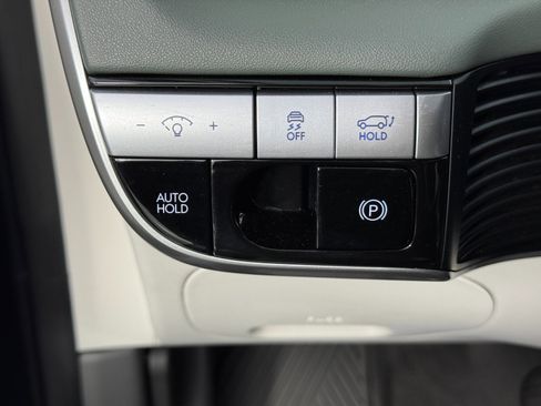 Used 2023 Hyundai Ioniq 5 SEL w/ Cargo Package image 16