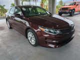 Used 2017 Kia Optima EX image 2