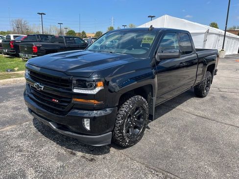 Used 2019 Chevrolet Silverado 1500 LT w/ All Star Edition AWD/4WD image 3