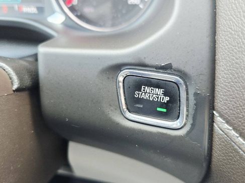 Used 2018 GMC Acadia SLT w/ LPO, Floor Liner Package AWD/4WD image 33