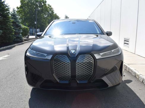Used 2024 BMW iX xDrive50 w/ Sport Package AWD/4WD image 2