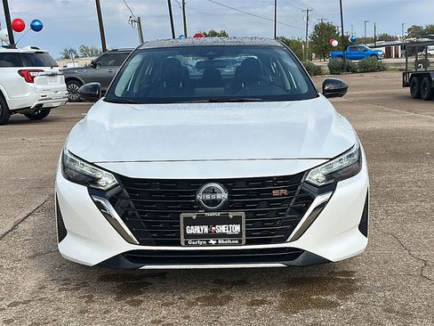 Certified 2024 Nissan Sentra SR w/ SR Premium Package image 11