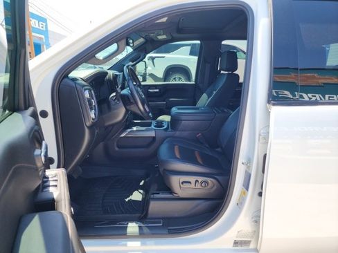 Used 2022 GMC Sierra 2500 AT4 w/ AT4 Preferred Package image 31