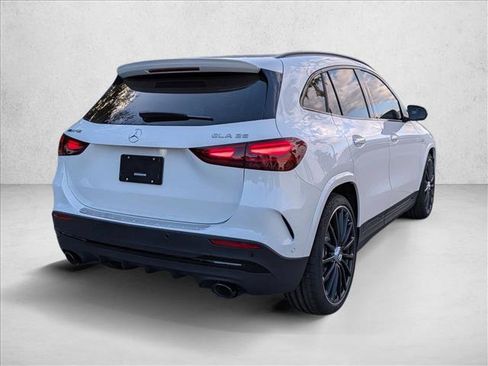 New 2026 Mercedes-Benz GLA 35 AMG 4MATIC image 2