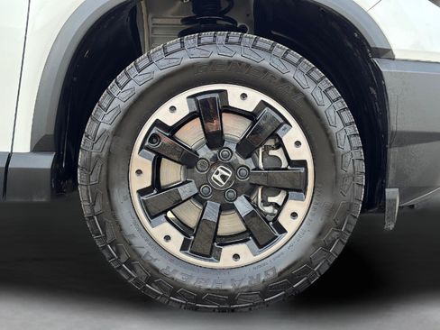 Certified 2026 Honda Passport TrailSport Elite image 12