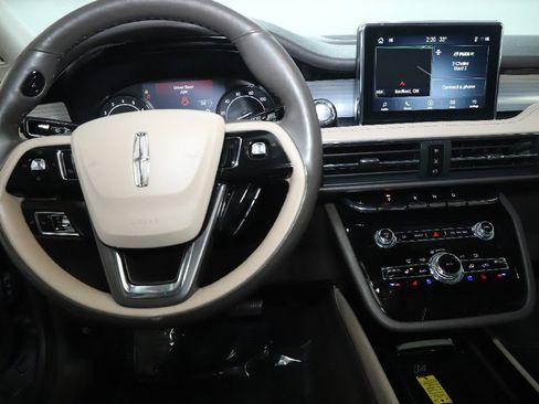 Certified 2022 Lincoln Corsair AWD w/ Premium Package image 30