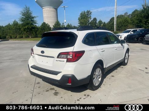 Used 2019 Subaru Outback 2.5i Premium AWD/4WD image 4