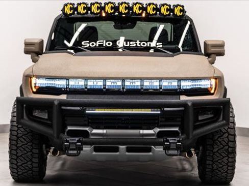 Used 2025 GMC Hummer EV 3X w/ LPO, Dark Essentials Package AWD/4WD image 21