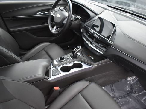 Used 2022 Cadillac CT4 Premium Luxury image 31
