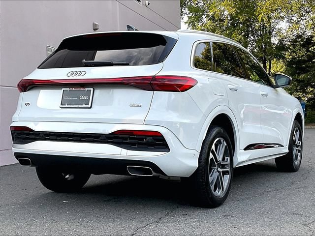 Certified 2025 Audi Q5 Premium w/ 19" Wheel Package AWD/4WD image 7
